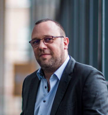 Szabó Tamás AI automatizációs szakértő